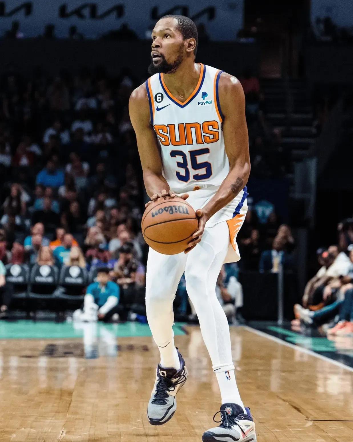 爱游戏体育赛事直播杜兰特在拜仁比赛中重要助攻，出色发挥引发热议！的简单介绍